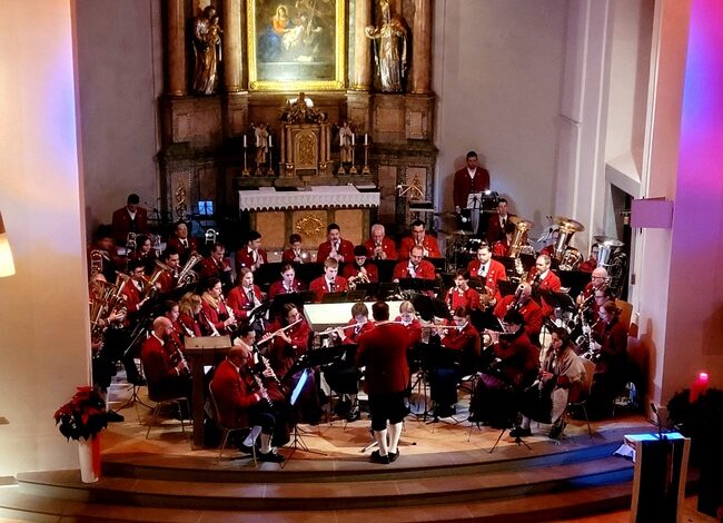 Weihnachtliche Festmusik: Adventkonzert des Musikvereines Lochau