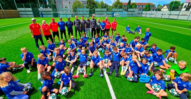 Ferienspaß beim „Leiblachtaler RAIFFEISEN Fußball-Nachwuchs-Camp“ in Lochau