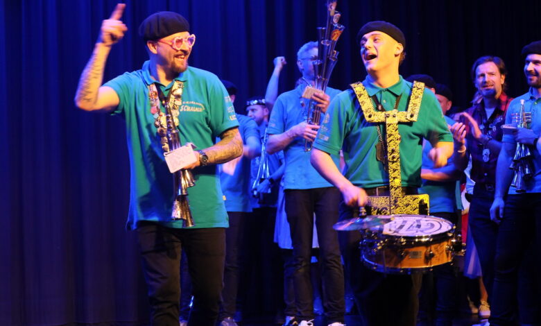 Rosenmontagsparty der Leiblachtaler Schalmeien – Hexenkessel im Leiblachtalsaal