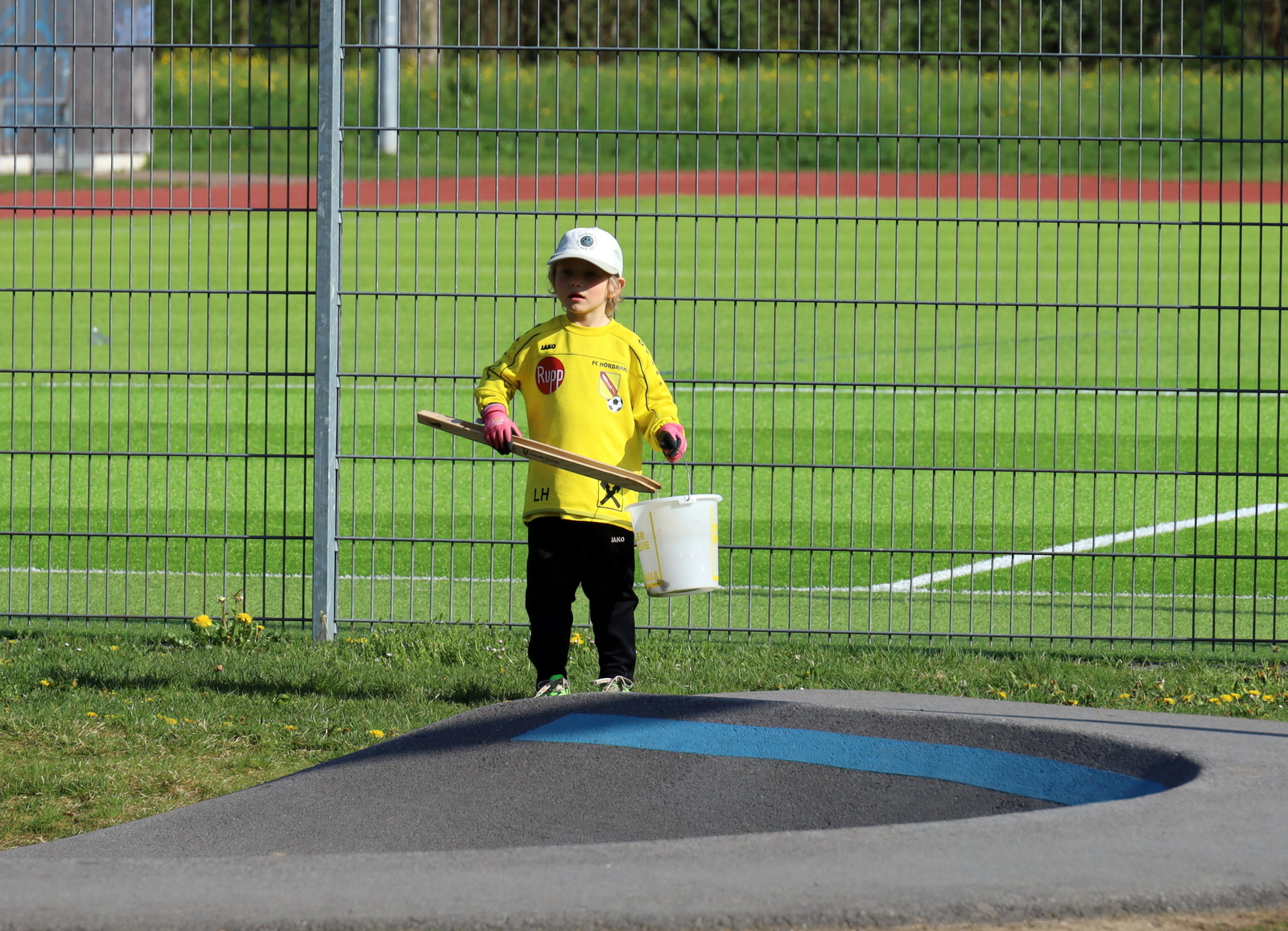 Leonard mit Einsatz für die Umwelt bei der Seeufer- und Flurreinigung in Hörbranz