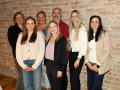 Kindergardeleiterinnen der Kindergarde Hörbranz: Melissa Entlicher, Giuliana Marchauser, Lesley Gerbis, Selina Schmelzenbach, Komtur Wolfgang Schön, Noelle Lissy und Anna-Lena Gartner-Hössl (vlnr)  