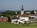 Pfarre-Kirche-LOCHAU-Symbolfoto-ANSICHT-April-2020-2