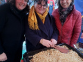 Weihnachtsmarkt-Gemeinde-C-STAeNDLE-plus-PERSONEN-27-11-2022-18BAeUERINNEN